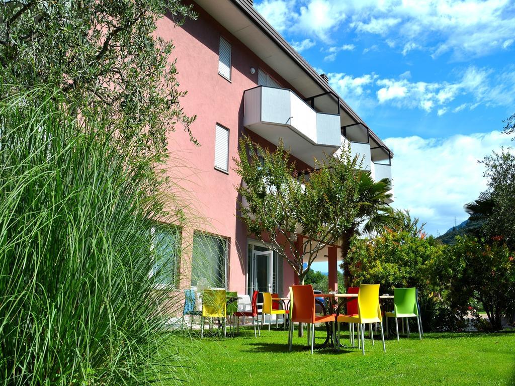 Park Hotel Eden Torbole Sul Garda Ngoại thất bức ảnh