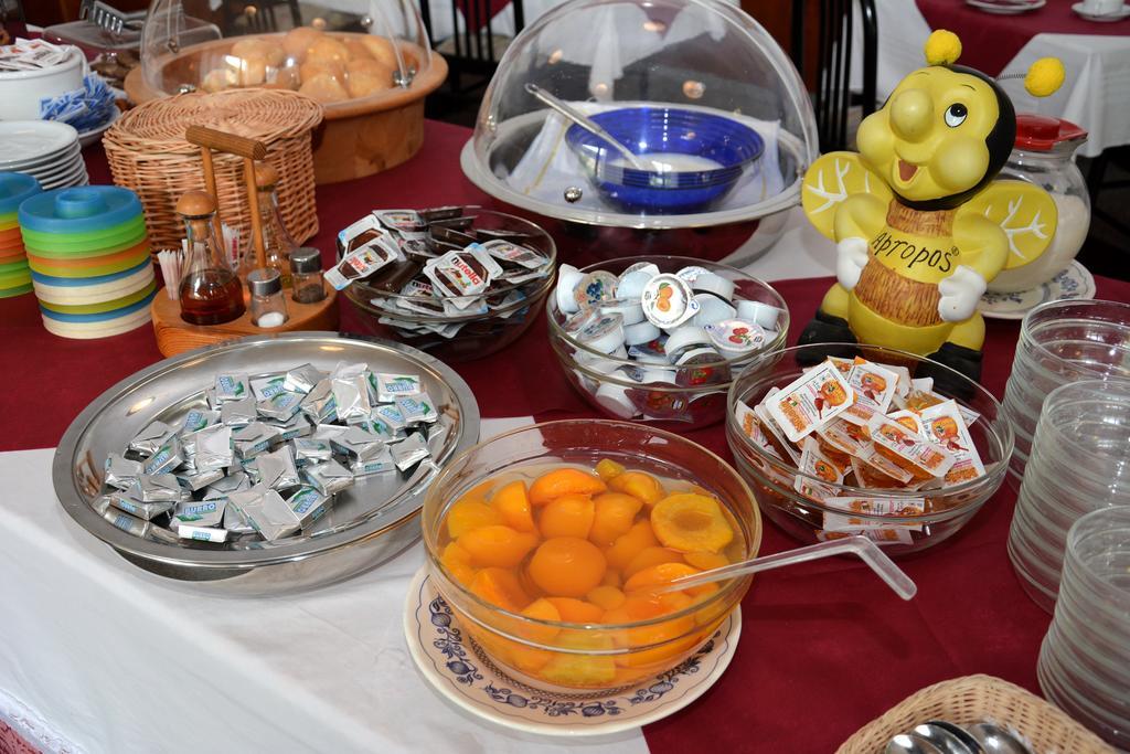 Park Hotel Eden Torbole Sul Garda Ngoại thất bức ảnh
